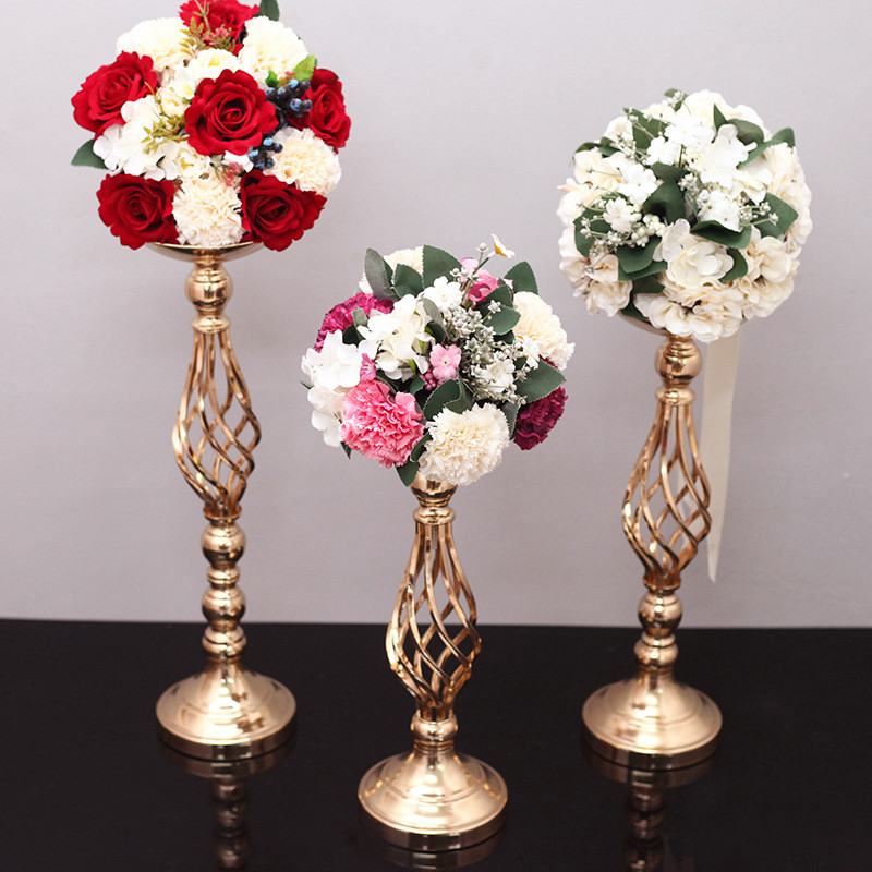 Metal Twisted Candlestick Home - Candle Supplies Europe avaliação e preço
