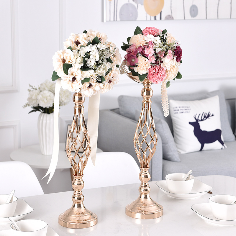 Metal Twisted Candlestick Home - Candle Supplies Europe avaliação e preço