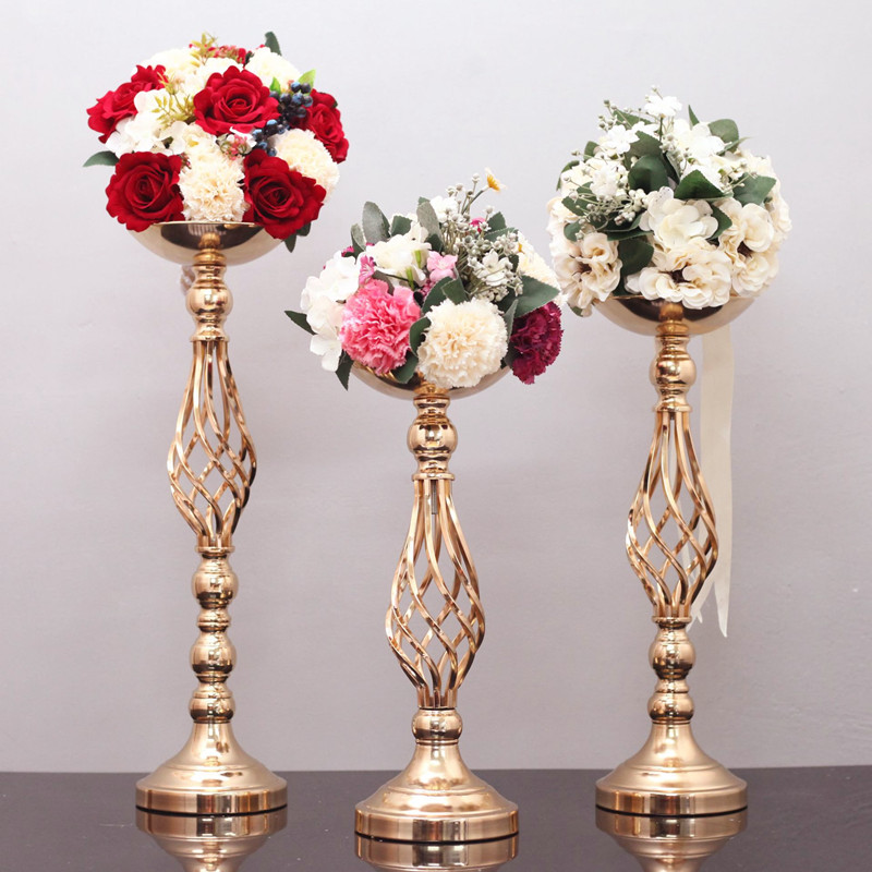 Metal Twisted Candlestick Home - Candle Supplies Europe avaliação e preço